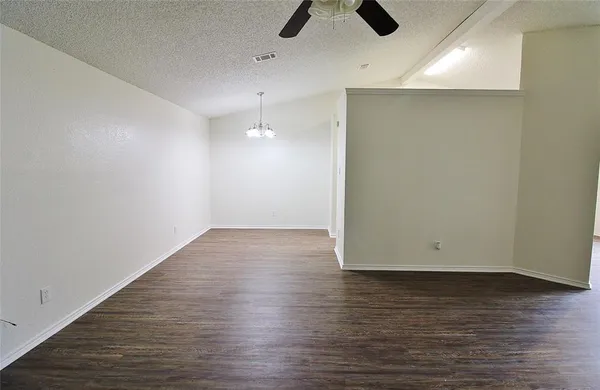 $2,095 | 1103 Hemlock Court, DeSoto, TX 75115