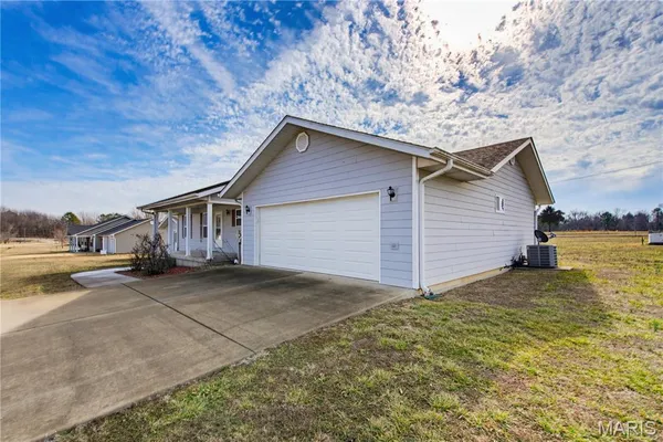 $219,000 | 113 Dogwood Lane, Piedmont, MO 63957