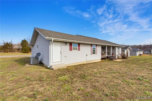 $219,000 | 113 Dogwood Lane, Piedmont, MO 63957