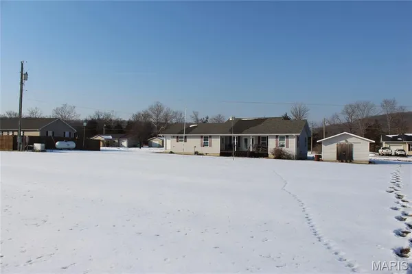 $219,000 | 113 Dogwood Lane, Piedmont, MO 63957