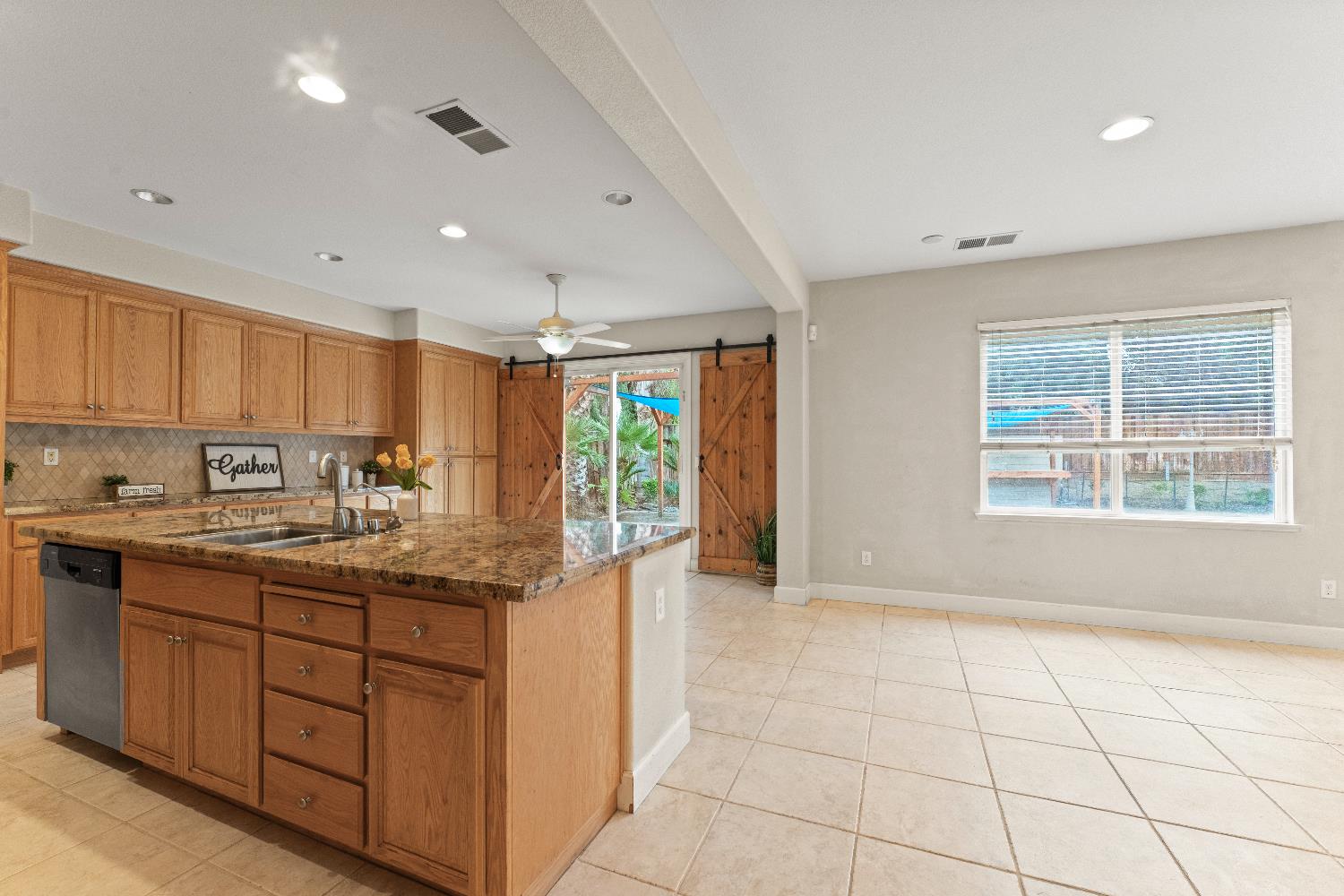 1514 Azalea Drive Patterson, CA 95363 - Photo 11 of 75