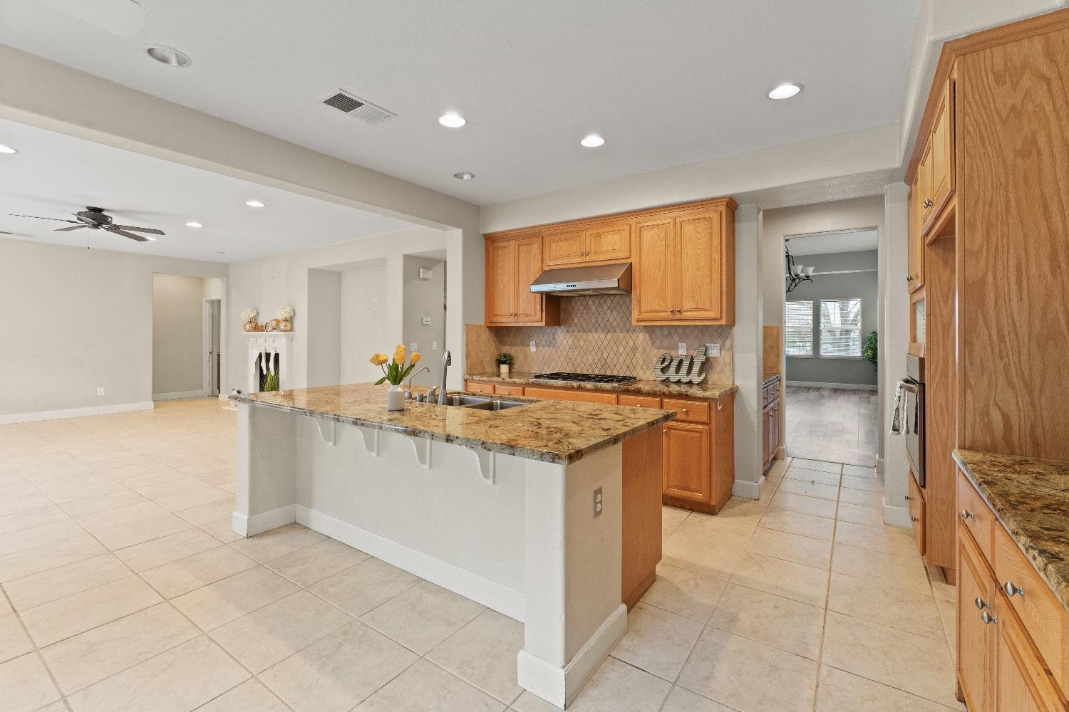 1514 Azalea Drive Patterson, CA 95363 - Photo 15 of 75