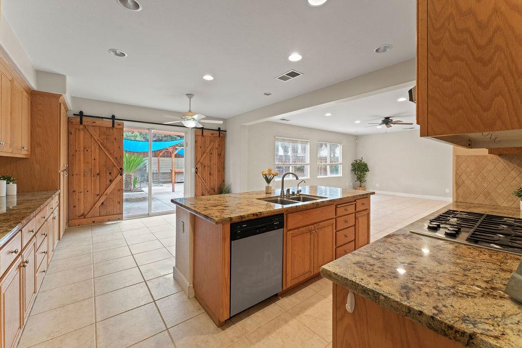 1514 Azalea Drive Patterson, CA 95363 - Photo 28 of 75