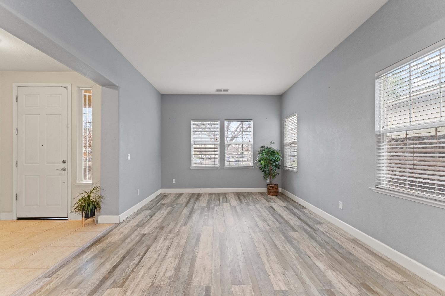 1514 Azalea Drive Patterson, CA 95363 - Photo 5 of 75