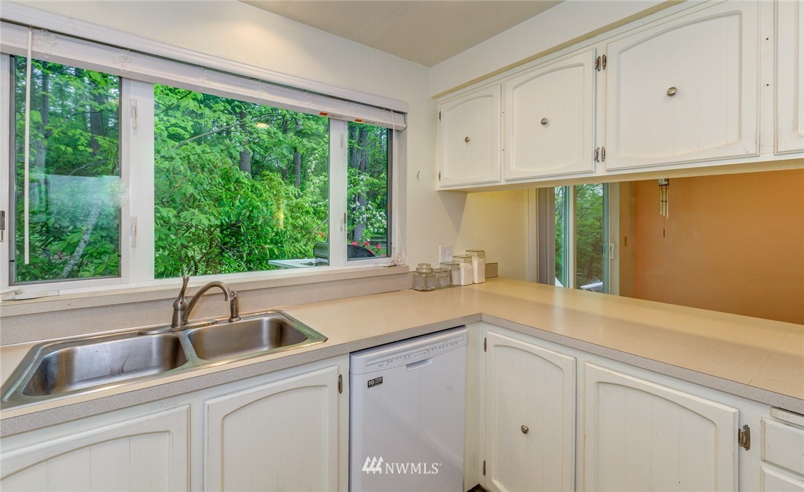 625 Willow Road Bellingham, WA 98225 - Photo 8 of 25