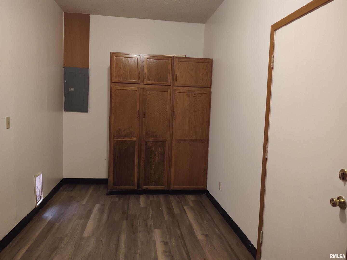 110 Stork Street Anna, IL 62906 - Photo 26 of 27 a view of a room with wooden floor