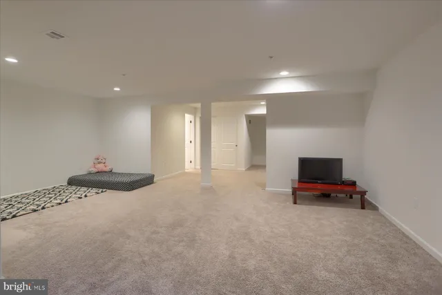 $399,900 | 110 Emma Circle, Harrisburg, PA 17112