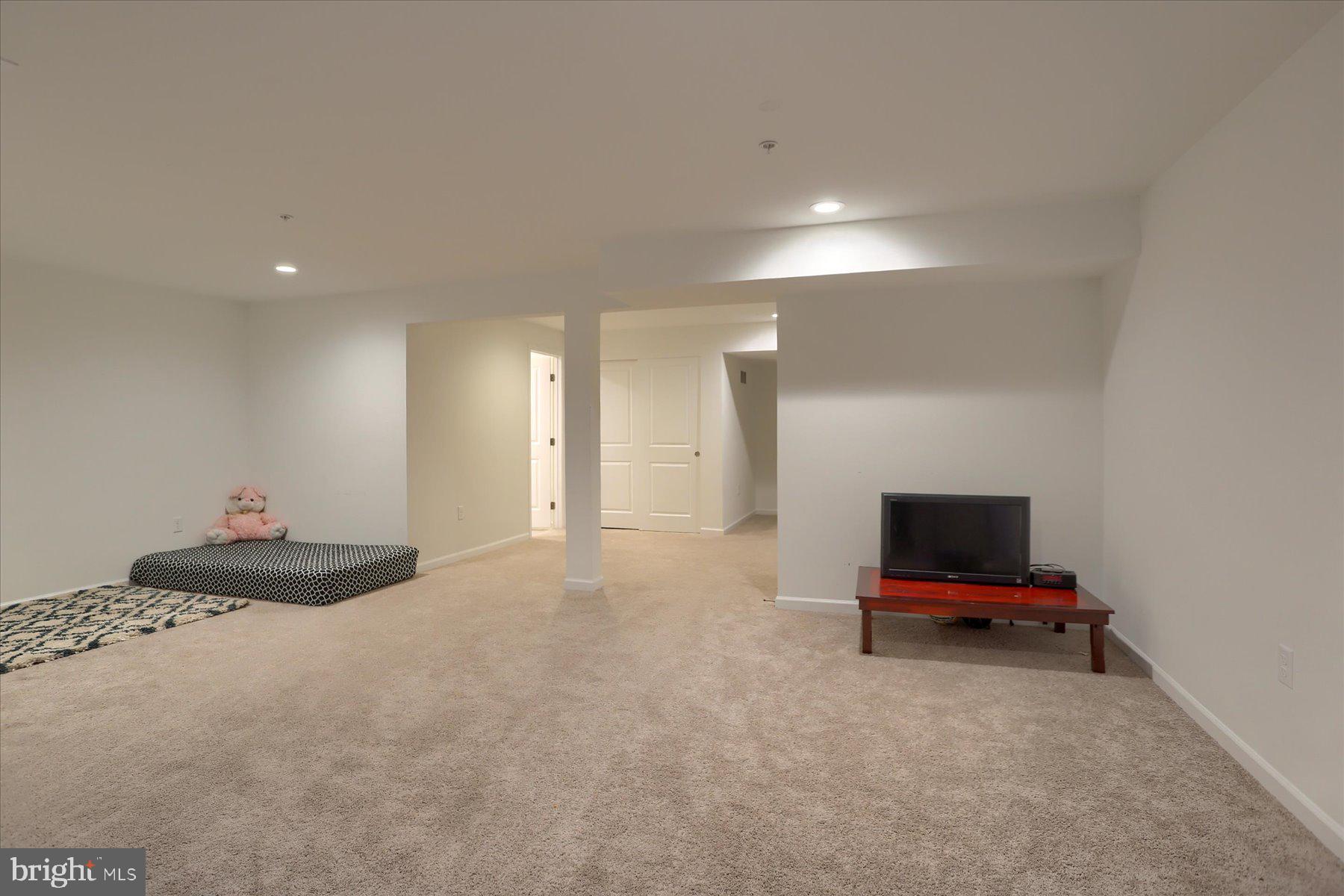 110 Emma Circle Harrisburg, PA 17112 - Photo 29 of 32 a view of room with gym equipment