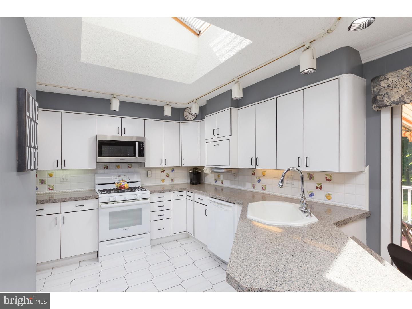 38 Clemson Road Cherry Hill, NJ 08034 - Photo 10 of 25 Kitchen