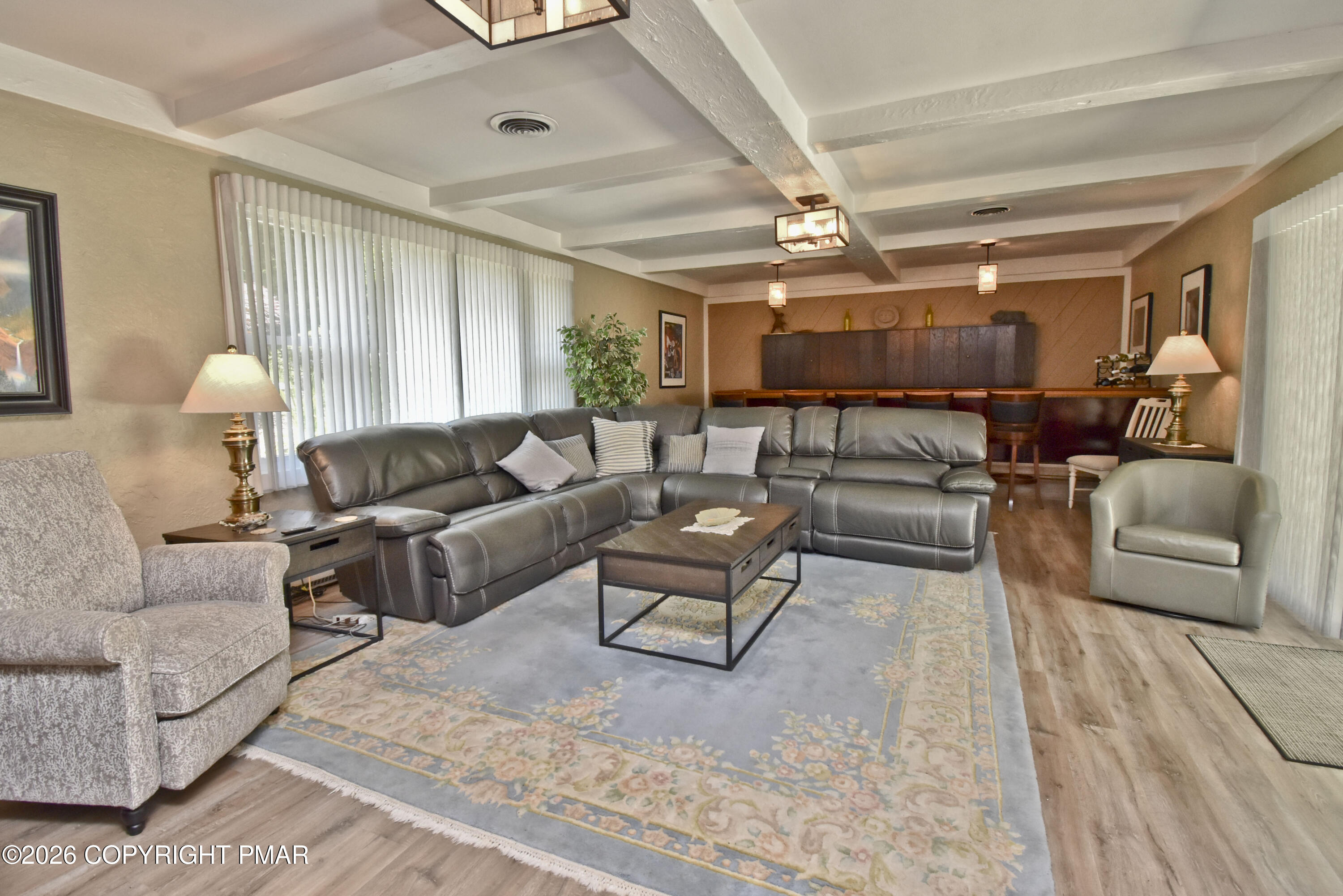 7515 Old Coach Road Stroudsburg, PA 18360 - Photo 4 of 59 2 Family Room (2)