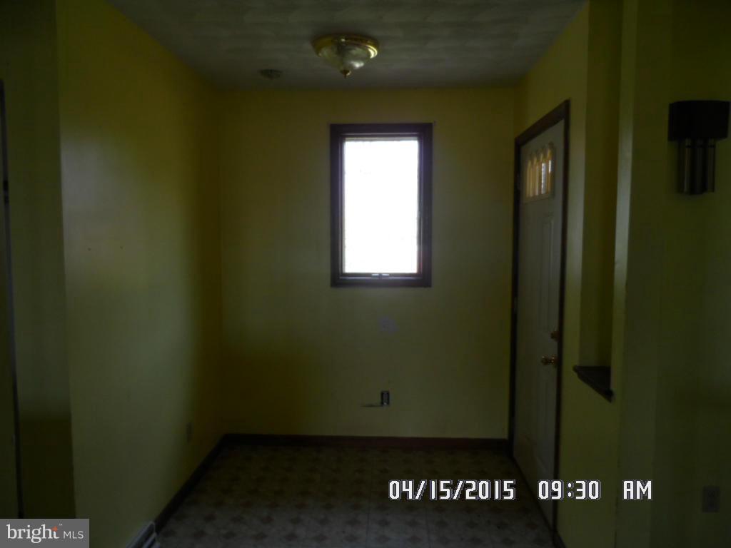 2101 Tyrone Road Westminster, MD 21158 - Photo 4 of 22 Interior (General)