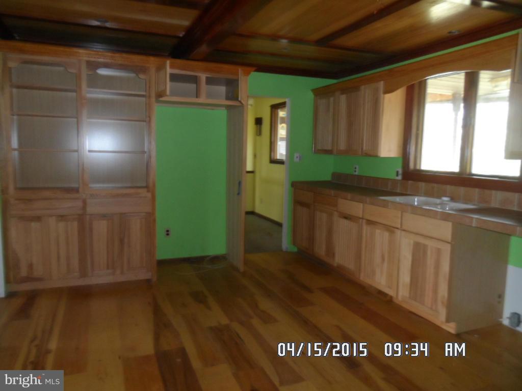 2101 Tyrone Road Westminster, MD 21158 - Photo 9 of 22 Kitchen