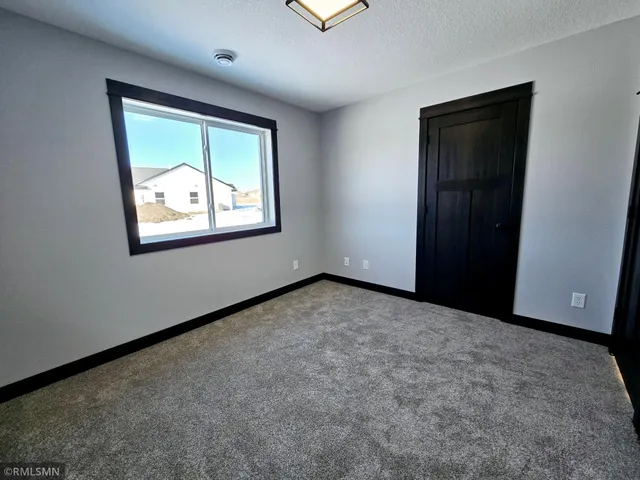 $329,900 | 912 Katelyn Circle, Montgomery, MN 56069