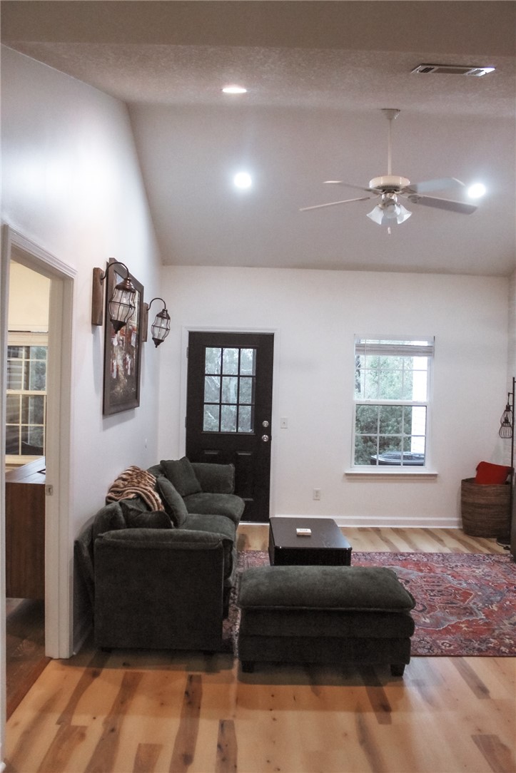 348 Moss Creek Lane Brunswick, GA 31520 - Photo 3 of 22