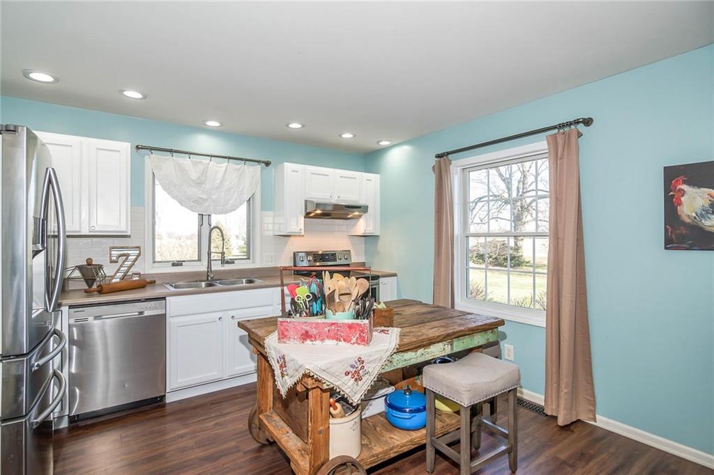 21440 Mule Barn Road Sheridan, IN 46069 - Photo 13 of 47 Gallery Image 13