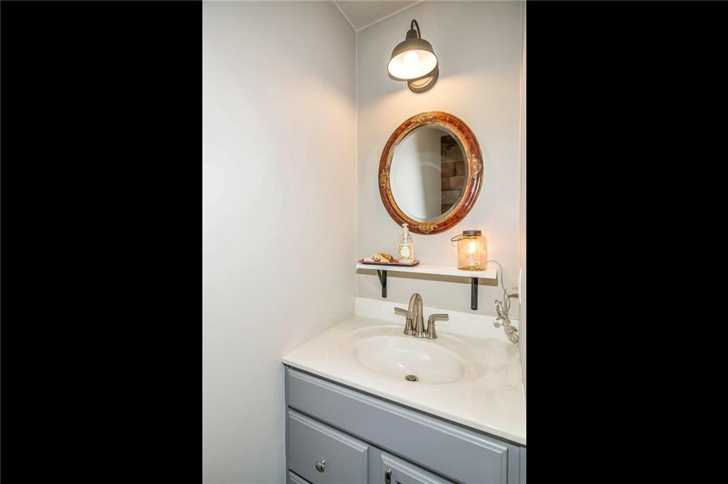 21440 Mule Barn Road Sheridan, IN 46069 - Photo 15 of 47 Gallery Image 15