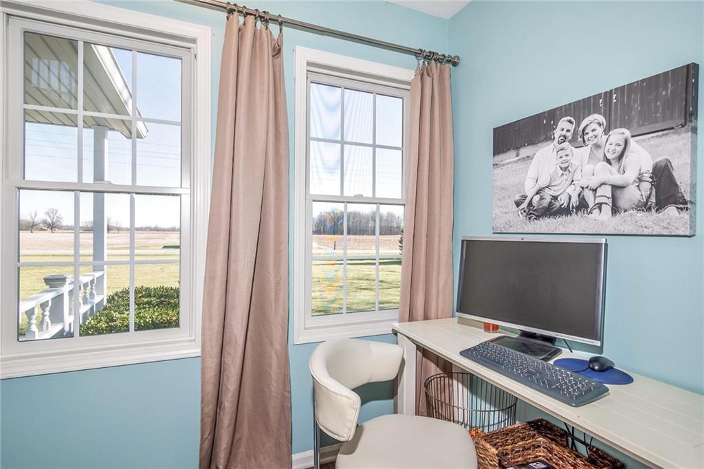 21440 Mule Barn Road Sheridan, IN 46069 - Photo 8 of 47 Gallery Image 8