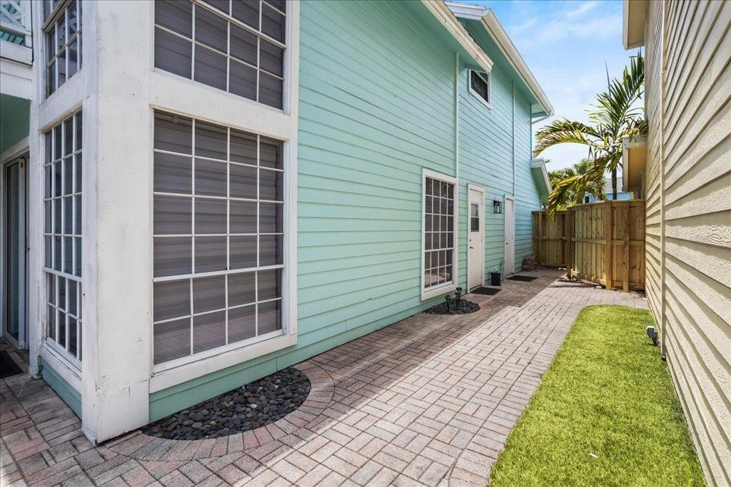 5087 Coronado Ridge Boca Raton, FL 33431 - Photo 3 of 21 Photo 3