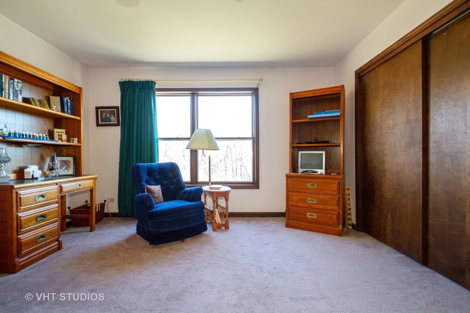 6514 Johnson Road Hebron, IL 60034 - Photo 15 of 17 a living room with furniture and a window