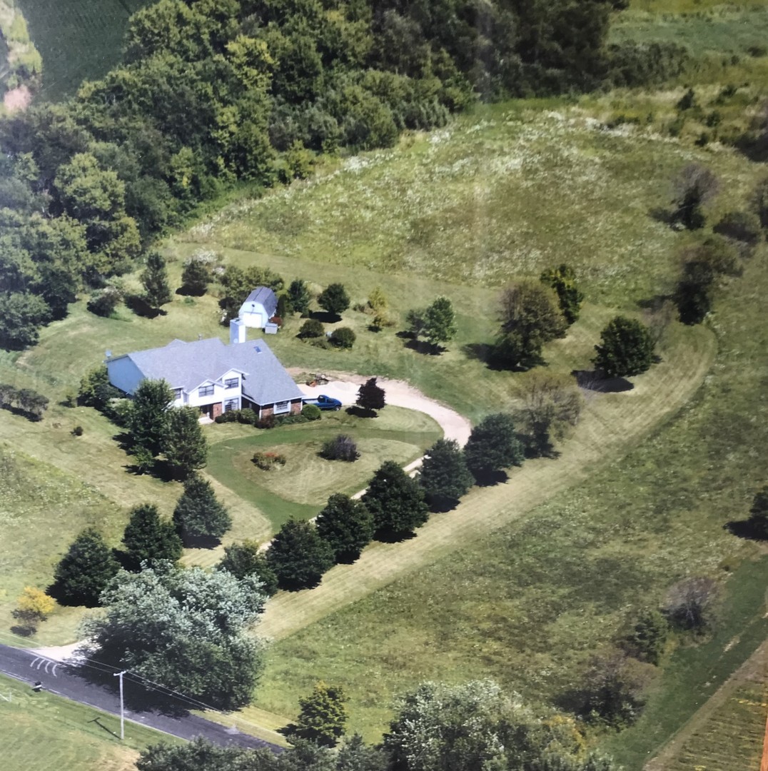 6514 Johnson Road Hebron, IL 60034 - Photo 4 of 17 a view of lake view