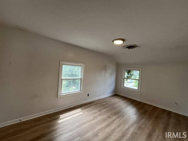 957 South Spring Street Evansville, IN 47714 - Photo 2 of 10