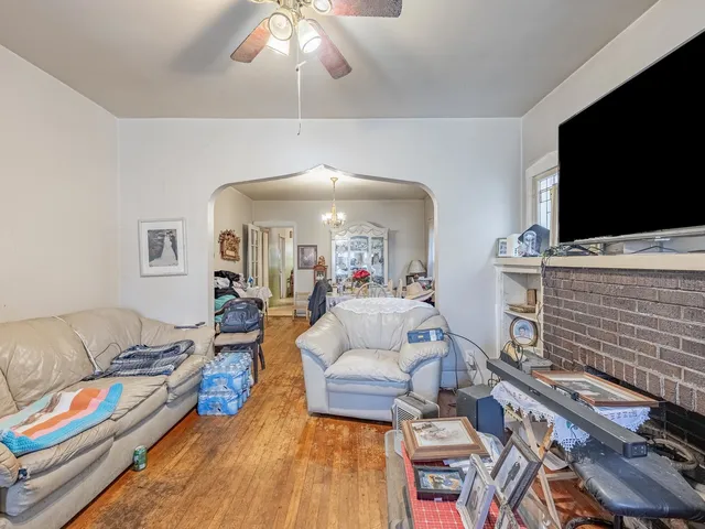 $223,250 | 1824 South Austin Boulevard, Cicero, IL 60804