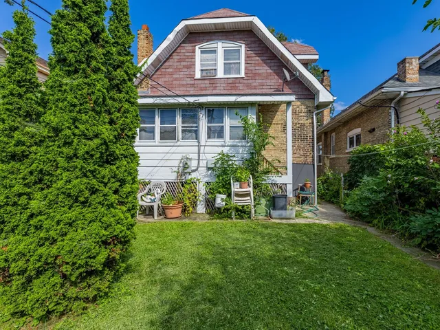 $223,250 | 1824 South Austin Boulevard, Cicero, IL 60804