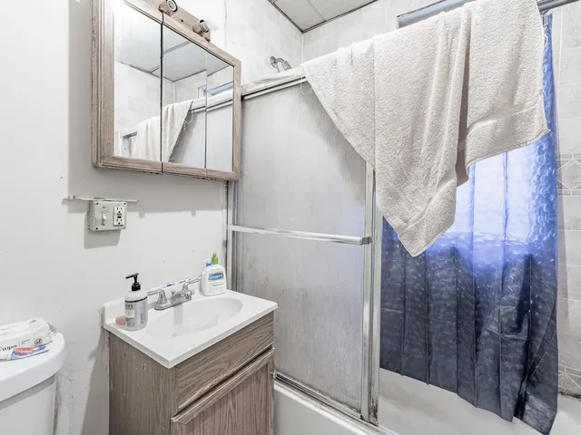 $223,250 | 1824 South Austin Boulevard, Cicero, IL 60804