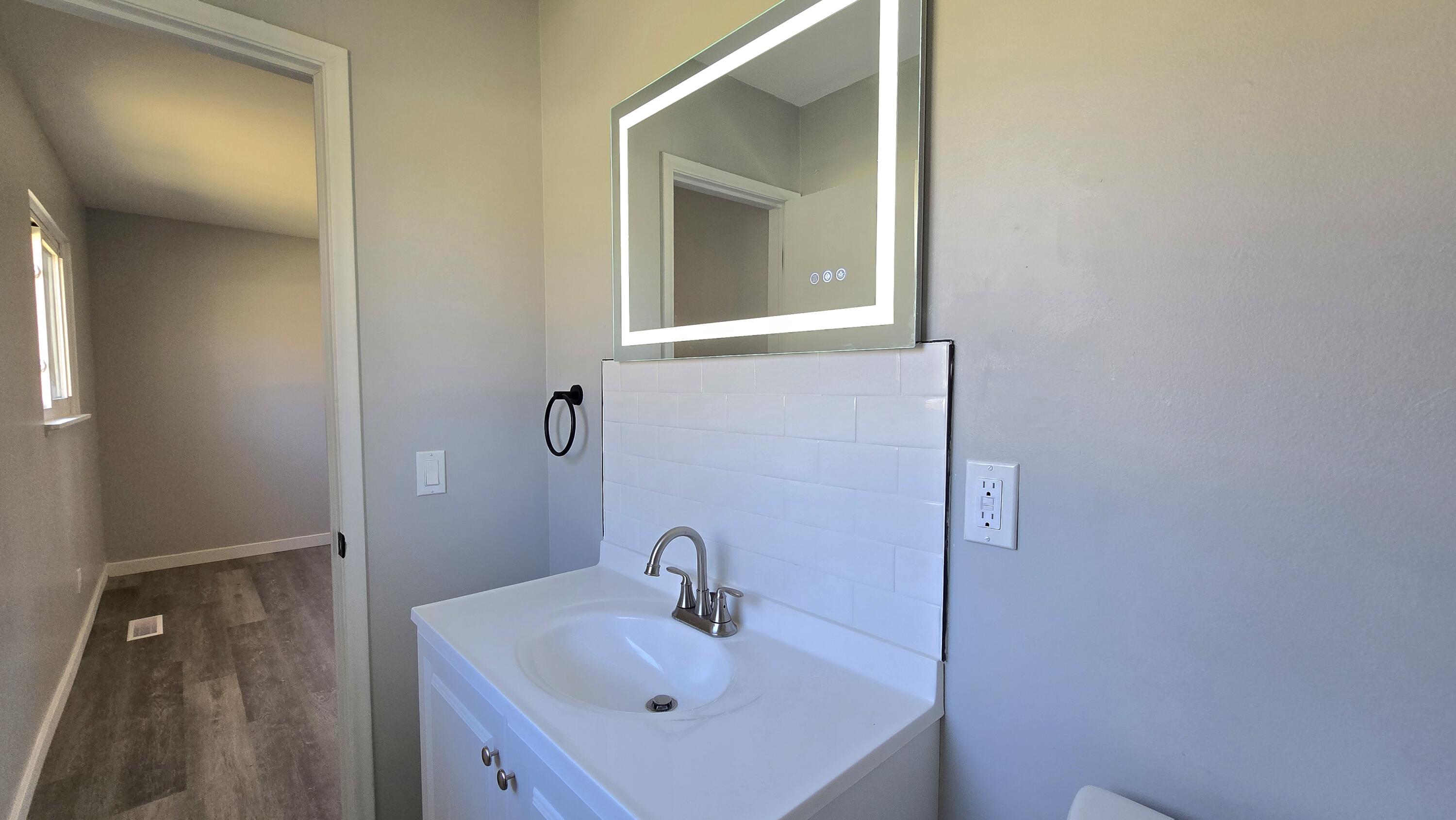 3109 Risdale Avenue Lansing, MI 48911 - Photo 13 of 17 1000028816