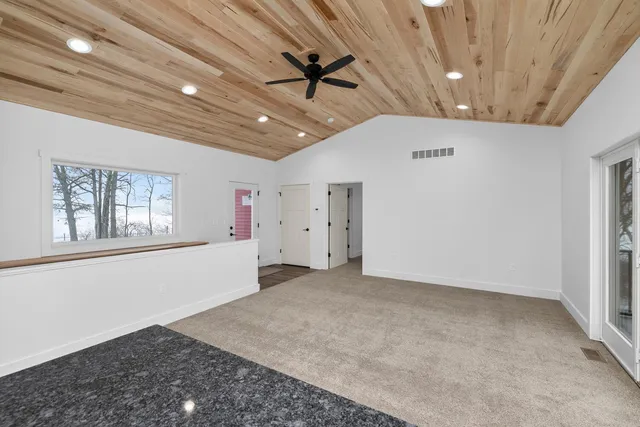 $475,000 | 11582 Highway 60, Three Rivers, MI 49093