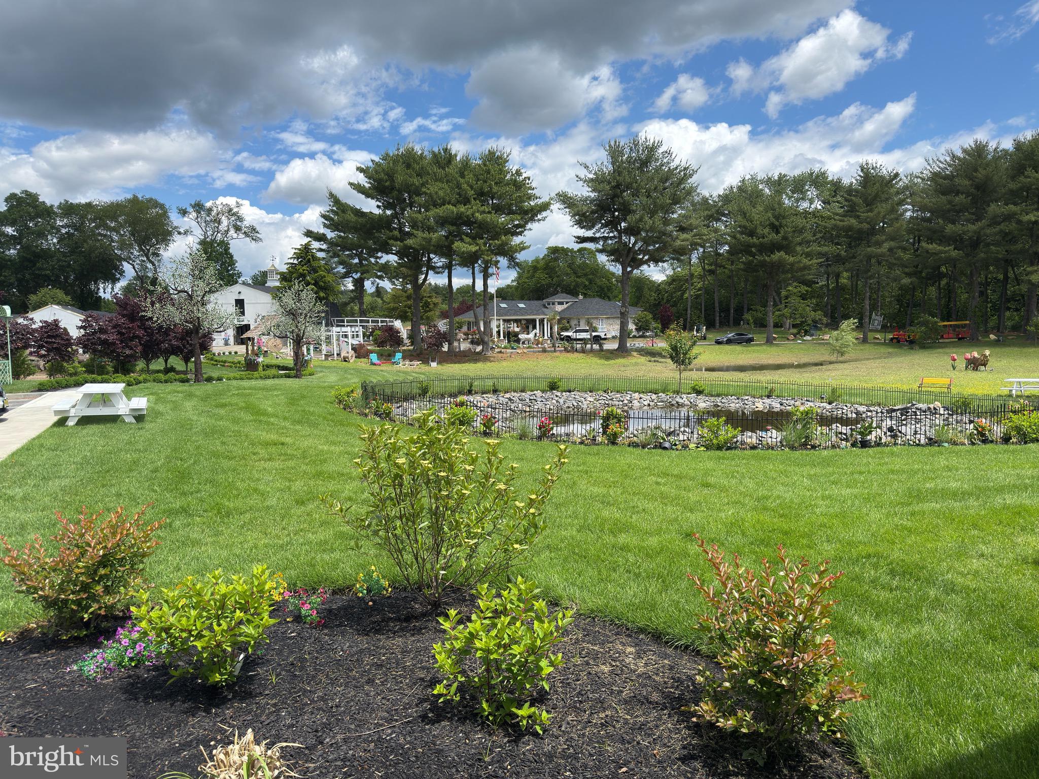 122-124 Salina Road Sewell, NJ 08080 - Photo 25 of 27 a view of a garden with an trees