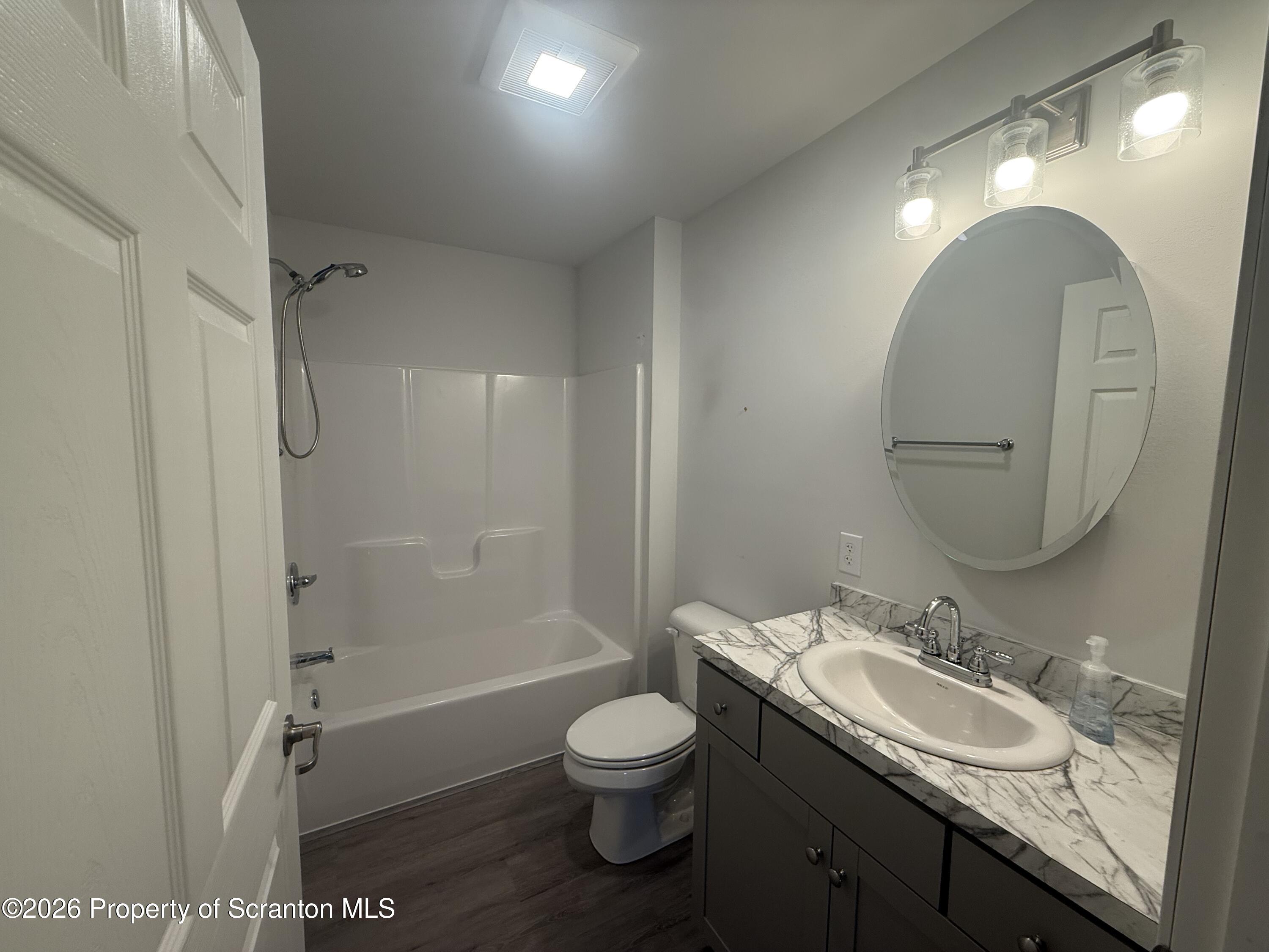 702 Scott Road Clarks Summit, PA 18411 - Photo 28 of 42 Full Bathroom