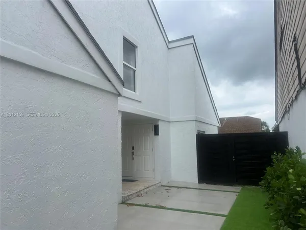 $4,500 | 13595 Southwest 99th Street, Miami, FL 33186