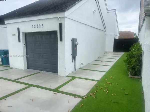 $4,500 | 13595 Southwest 99th Street, Miami, FL 33186