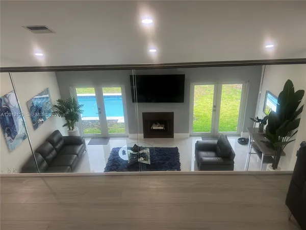 $4,500 | 13595 Southwest 99th Street, Miami, FL 33186