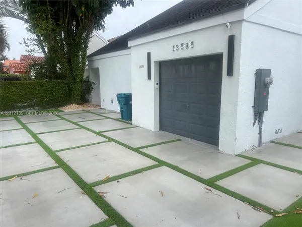 $4,500 | 13595 Southwest 99th Street, Miami, FL 33186