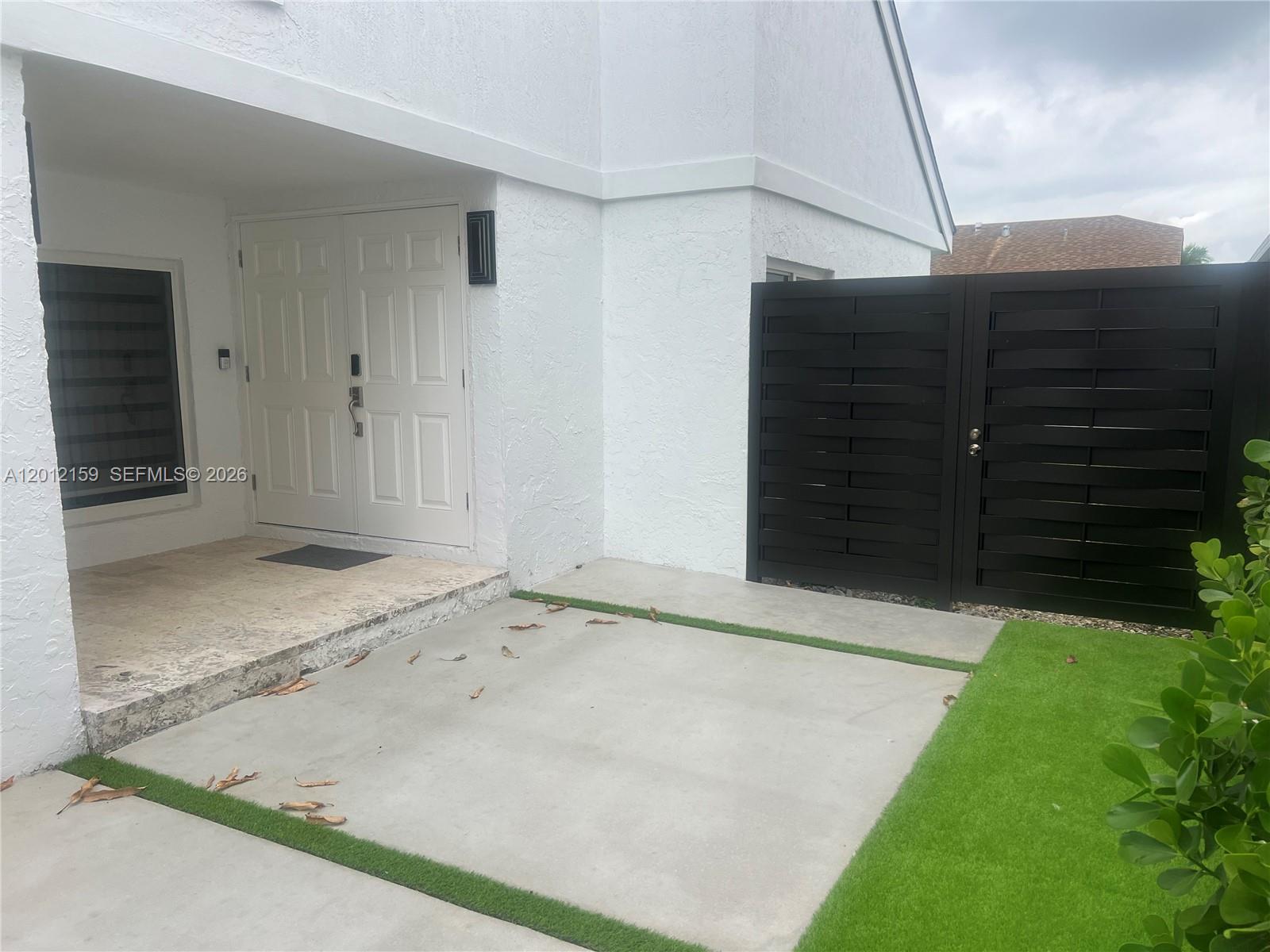 13595 Southwest 99th Street Miami, FL 33186 - Photo 9 of 44