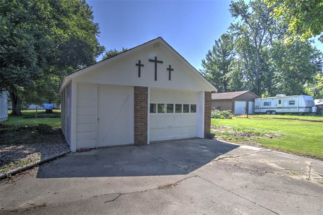 2520 South Esther Avenue Decatur, IL 62521 - Photo 24 of 30