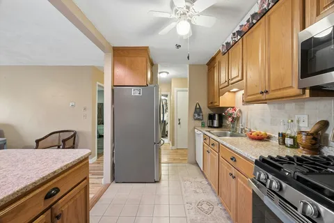 $299,000 | 395 Merrimack Street, Unit 42, Methuen, MA 01844