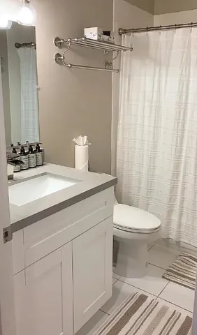 $3,800 | 1084 Northwest 18th Avenue, Boca Raton, FL 33431