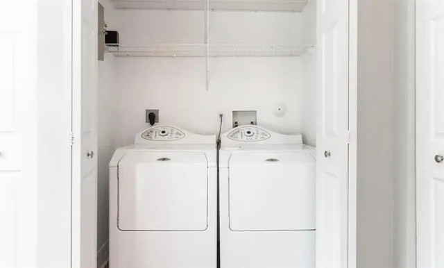 $3,800 | 1084 Northwest 18th Avenue, Boca Raton, FL 33431