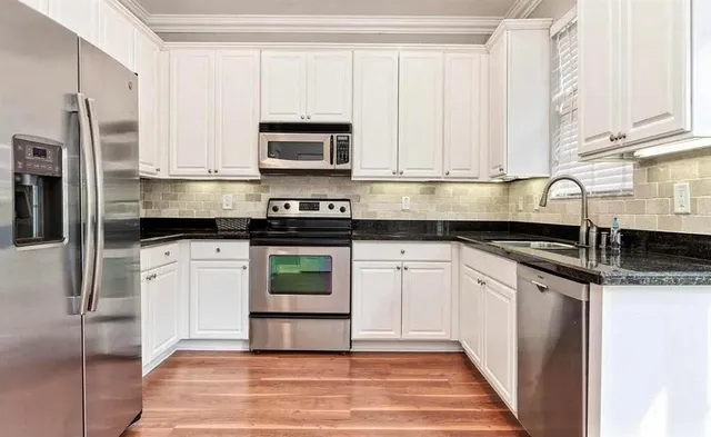 $3,800 | 1084 Northwest 18th Avenue, Boca Raton, FL 33431