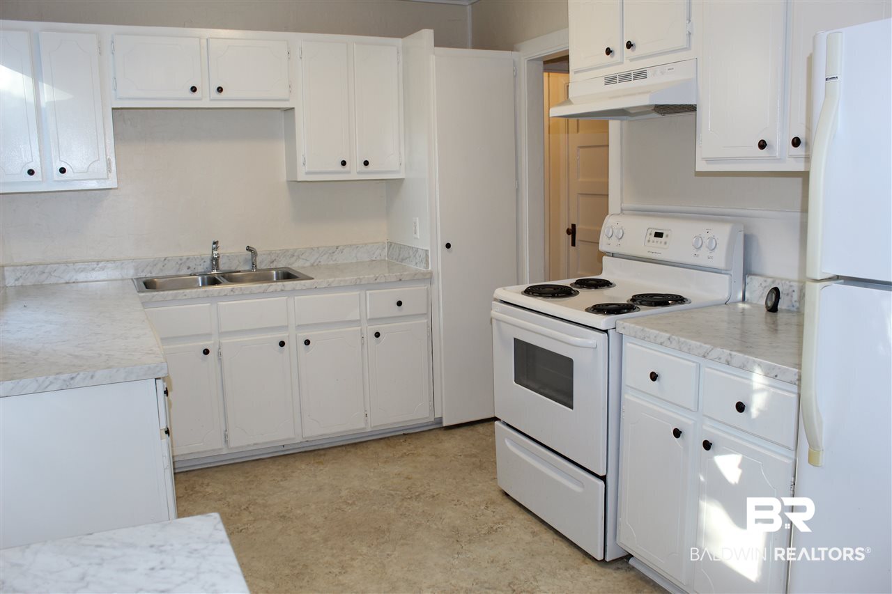 311 1st Street Mobile, AL 36611 - Photo 10 of 11