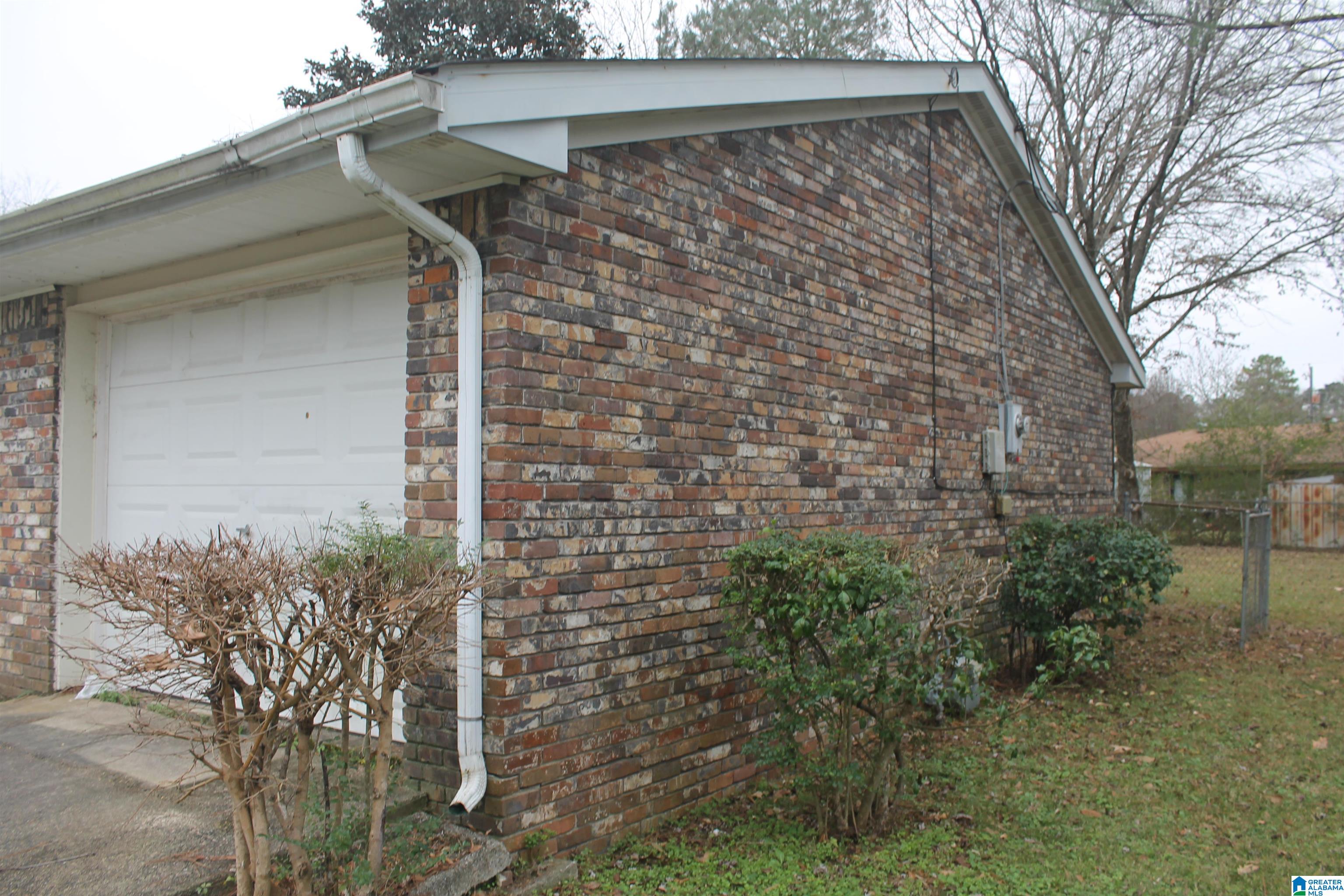 7 Carriage Circle Southwest Bessemer, AL 35022 - Photo 5 of 20