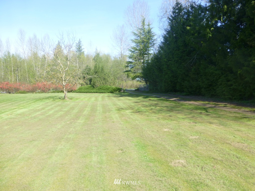 1499 Ten Mile Road Everson, WA 98247 - Photo 11 of 15