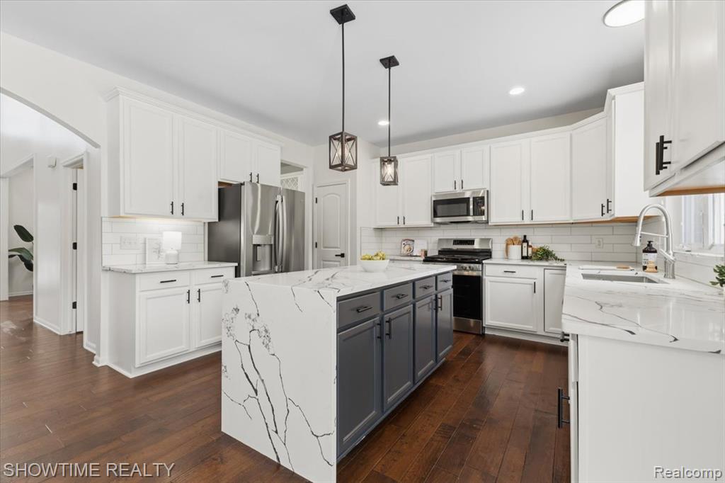 3699 Connors Drive Rochester Hills, MI 48307 - Photo 8 of 51