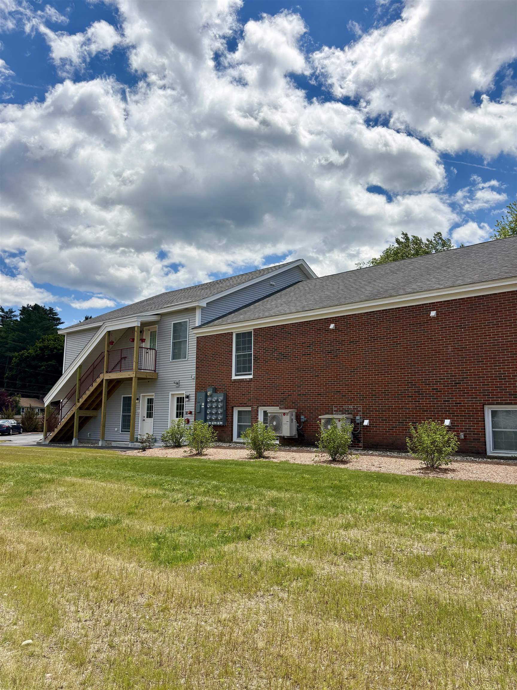 15 Mountain Road, Unit 203 Goffstown, NH 03045 - Photo 3 of 16