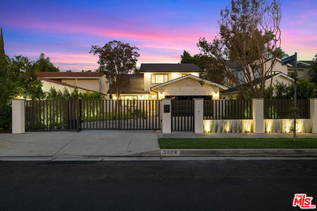 5032 Bluebell Avenue Valley Village, CA 91607 - Photo 68 of 75