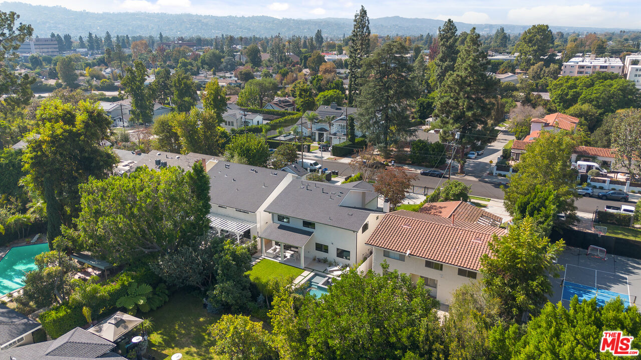 5032 Bluebell Avenue Valley Village, CA 91607 - Photo 72 of 75 an aerial view of a city with lots of residential buildings