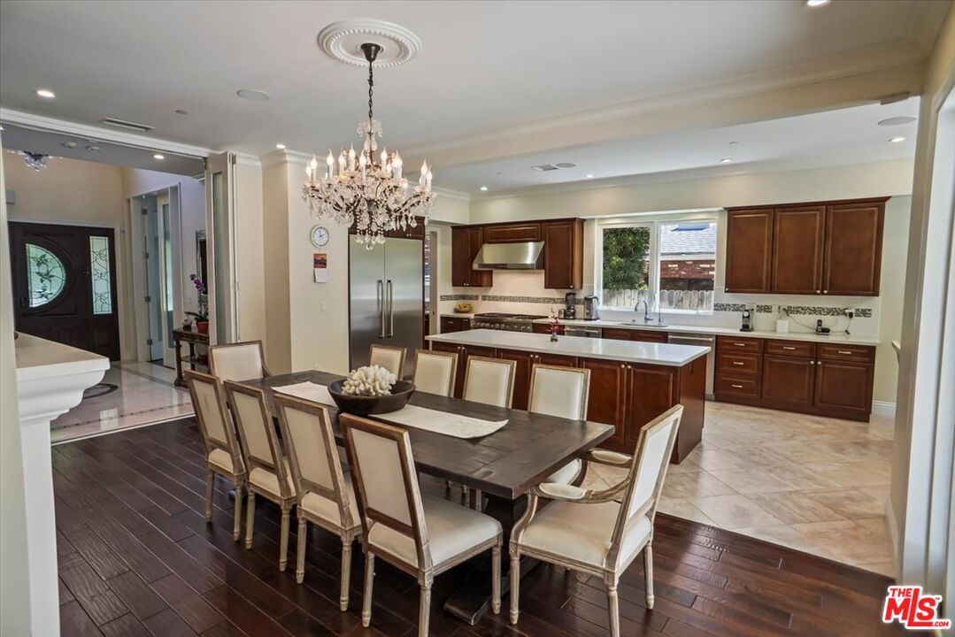 1701 Roscomare Road Los Angeles, CA 90077 - Photo 12 of 45